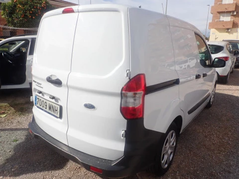 Ford Transit Courier Van 1.5 TDCi 74kW Trend