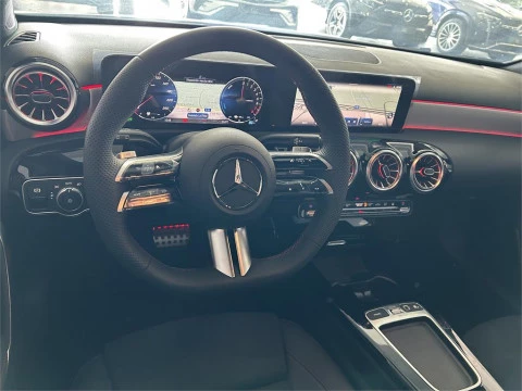 Mercedes-Benz Clase A 250 e con tecnología híbrida EQ