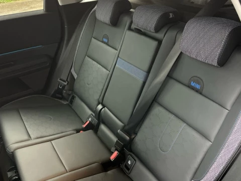 MINI Countryman D 120 kW (163 CV)