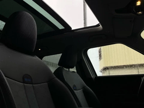 MINI Countryman D 120 kW (163 CV)