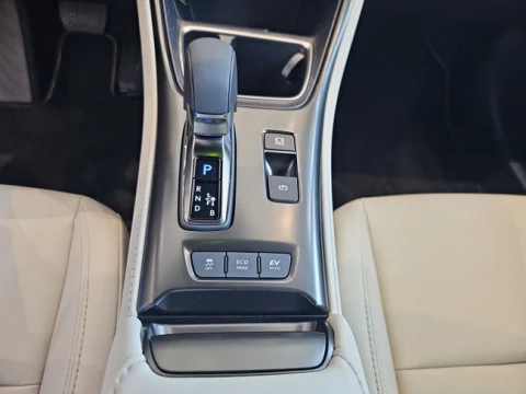 Lexus LBX 1.5 136cv HEV Elegant