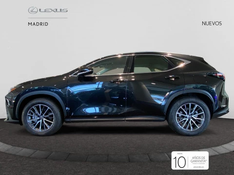 Lexus NX 350h Premium 2WD