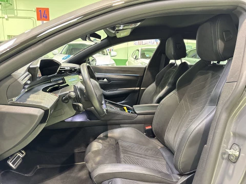 Peugeot 508 Hybrid 225 GT e-EAT8 165 kW (225 CV)