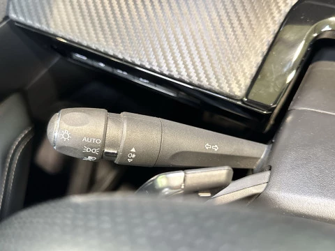 Peugeot 508 Hybrid 225 GT e-EAT8 165 kW (225 CV)