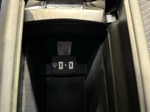 Peugeot 508 Hybrid 225 GT e-EAT8 165 kW (225 CV)