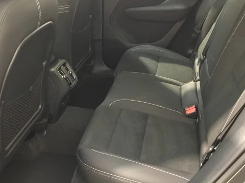 Volvo XC40 XC40 CORE B3 MILD HYBRID GASOLINA