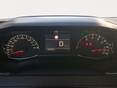 Peugeot 2008 Puretech 100 S&S Active Pack 75 kW (100 CV)