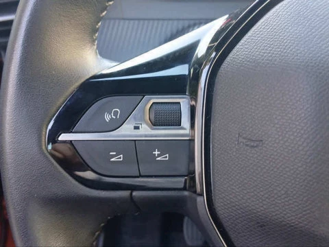 Peugeot 2008 Puretech 100 S&S Active Pack 75 kW (100 CV)