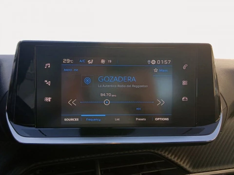 Peugeot 2008 Puretech 100 S&S Active Pack 75 kW (100 CV)