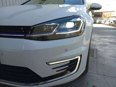 Volkswagen Golf e-Golf ePower 100 kW (136CV)