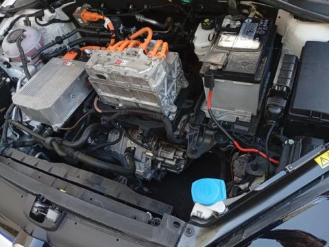 Volkswagen Golf e-Golf ePower 100 kW (136CV)