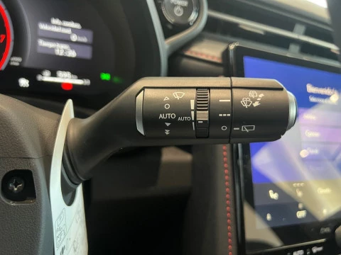 Lexus LBX 1.5 136cv HEV Emotion