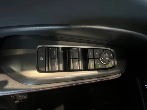 Lexus LBX 1.5 136cv HEV Emotion