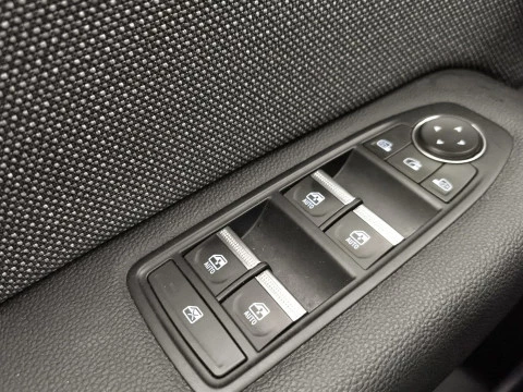 Renault Captur  Gasolina/gas  TCe Techno 74kW GLP