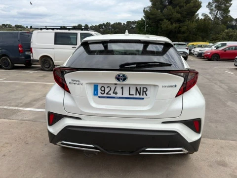Toyota C-HR 2.0 180H Advance