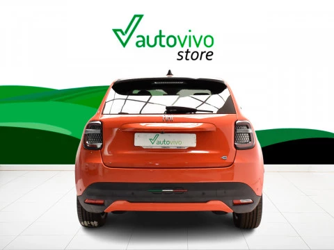 Fiat 600 600e La prima 54kwh 115kw (156cv)