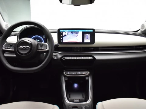 Fiat 600 600e La prima 54kwh 115kw (156cv)