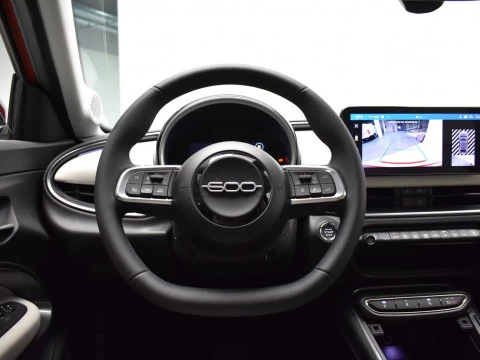 Fiat 600 600e La prima 54kwh 115kw (156cv)