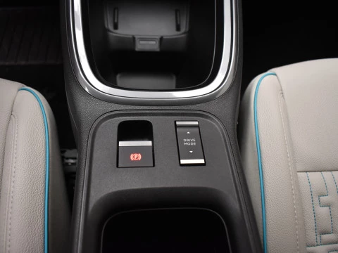 Fiat 600 600e La prima 54kwh 115kw (156cv)