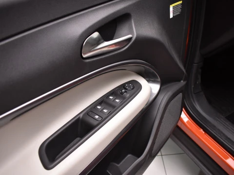 Fiat 600 600e La prima 54kwh 115kw (156cv)