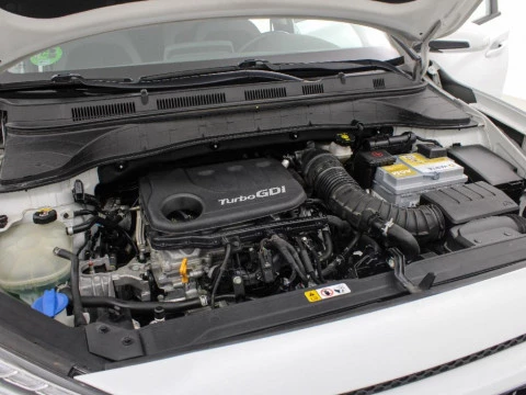 Hyundai Kona 1.0 TGDI TECNO 2WD 120 5P