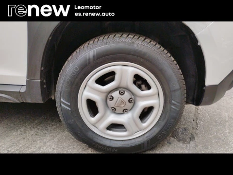 Dacia Duster   1.6 Essential 4x2 84kW