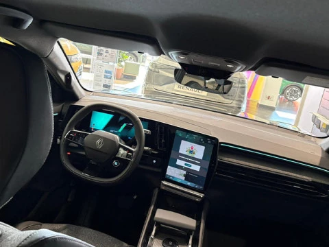 Renault Rafale Techno full hybrid E-Tech 200CV (147kW)