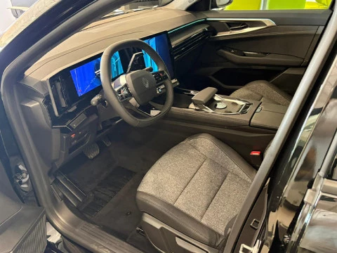 Renault Rafale Techno full hybrid E-Tech 200CV (147kW)