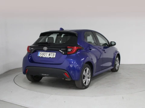 Toyota Yaris 1.5 120H Active Plus