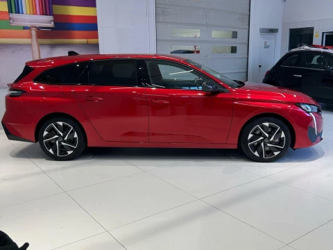 Peugeot 308 SW ALLURE PLUG-IN HYBRID 180 E-EAT8