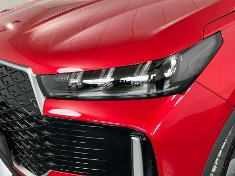 EBRO S400 1.5 DHE HEV Excellence CVT