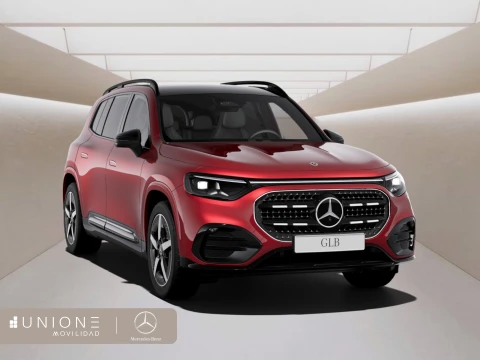 Mercedes-Benz GLB  200 con tecnología híbrida