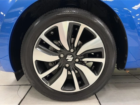 Suzuki Swift 1.0 GLE 82 kW (111 CV)