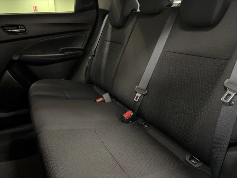 Suzuki Swift 1.0 GLE 82 kW (111 CV)