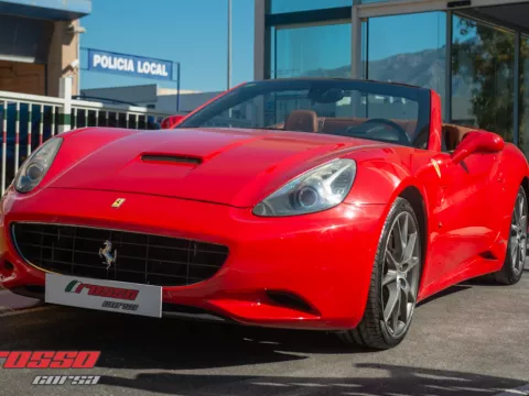 Ferrari California V8