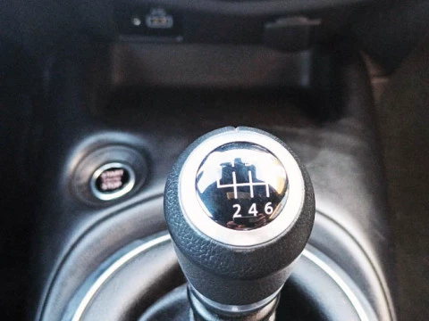 Nissan Juke 1.0 DIG-T 84KW N-CONNECTA 5P