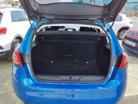 Peugeot 308 5p Allure Pack BlueHDI 130 S&S