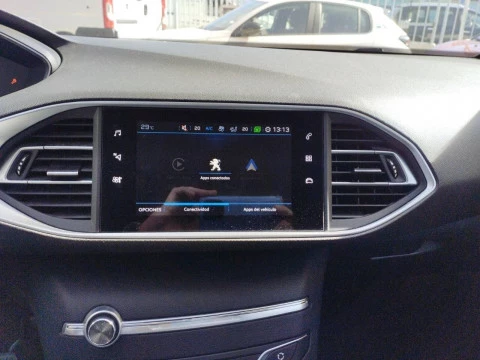 Peugeot 308 5p Allure Pack BlueHDI 130 S&S