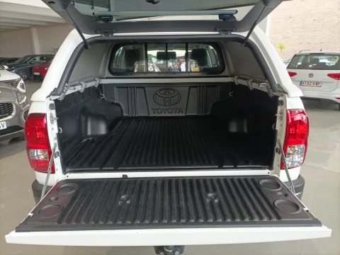 Toyota Hilux 2.4 D-4D Cabina Doble GX HVO100