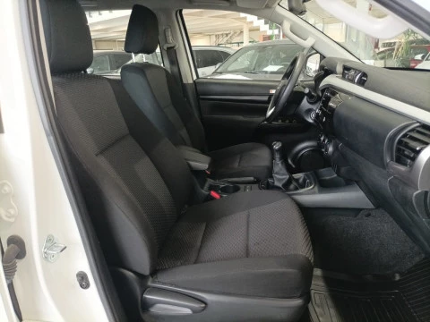 Toyota Hilux 2.4 D-4D Cabina Doble GX HVO100