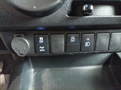 Toyota Hilux 2.4 D-4D Cabina Doble GX HVO100