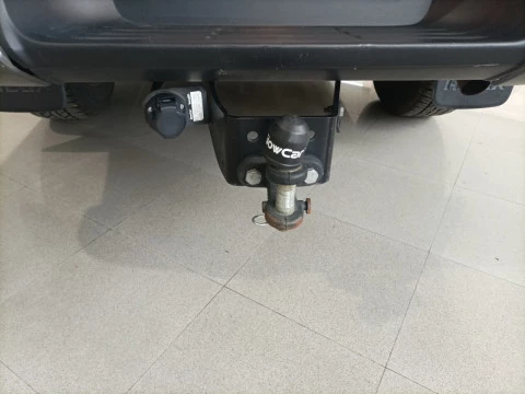 Toyota Hilux 2.4 D-4D Cabina Doble GX HVO100