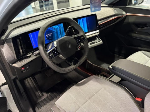 Renault Megane E-Tech Techno 160kW (220CV) autonomía confort