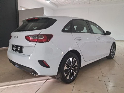 Kia Ceed 1.0 T-GDI 74KW CONCEPT 5P