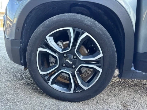 Jeep Avenger BEV 115kW (156CV) Summit