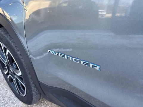 Jeep Avenger BEV 115kW (156CV) Summit