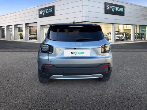 Jeep Avenger BEV 115kW (156CV) Summit
