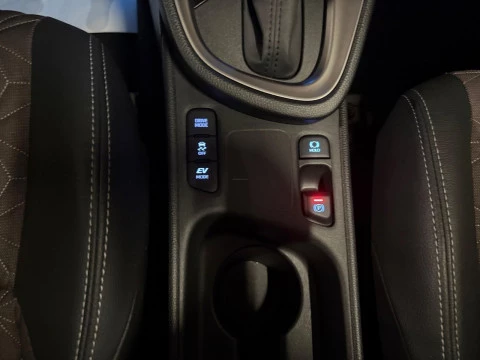 Toyota Yaris Cross 1.5 120H Style Plus