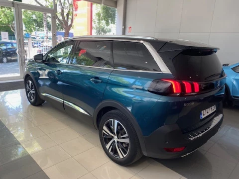 Peugeot 5008 GT-Line 1.2L PureTech 96kW (130CV) EAT8