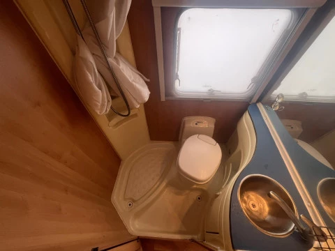 MCLOUIS LAGAN LAGAN 211